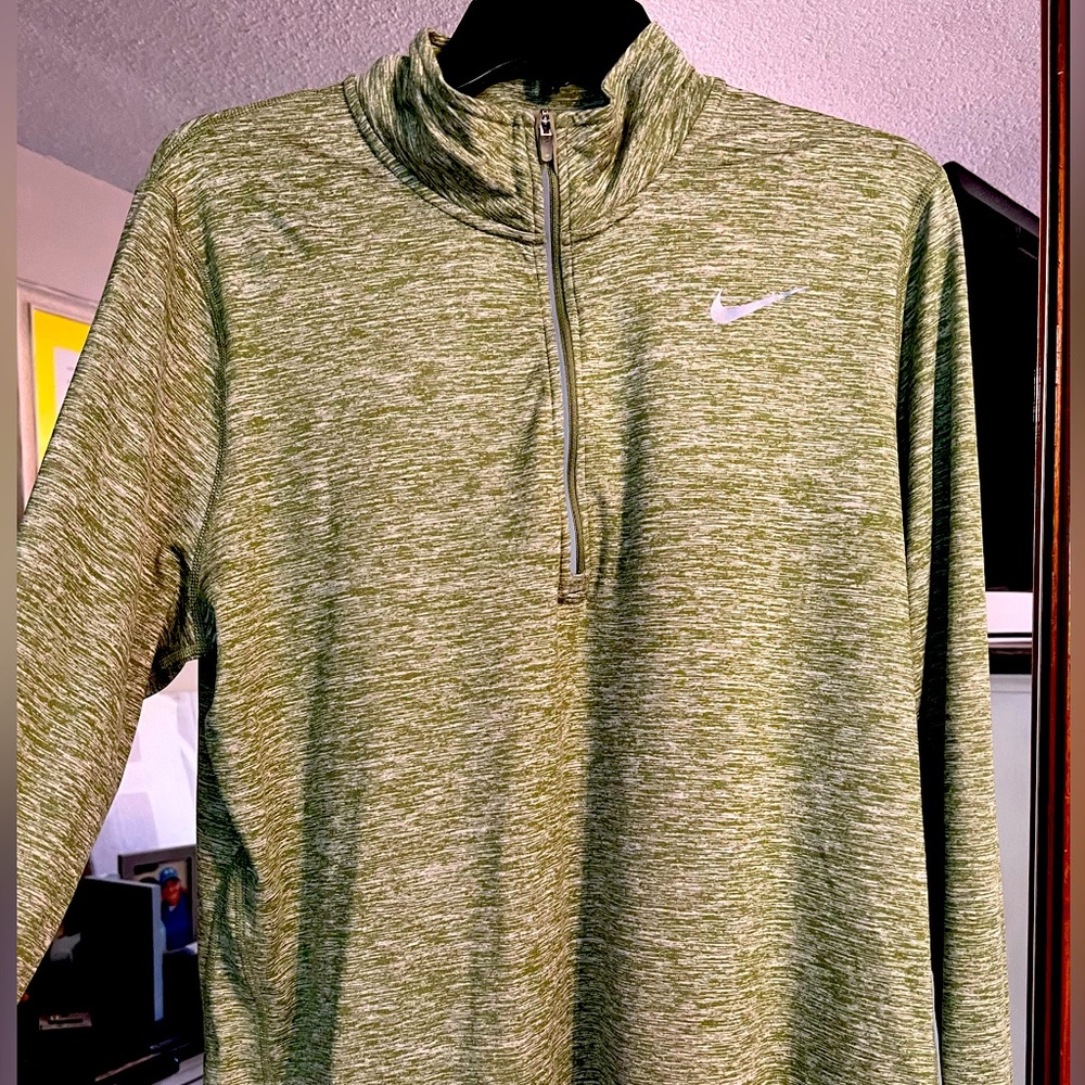 Nike dry fit long sleeve top